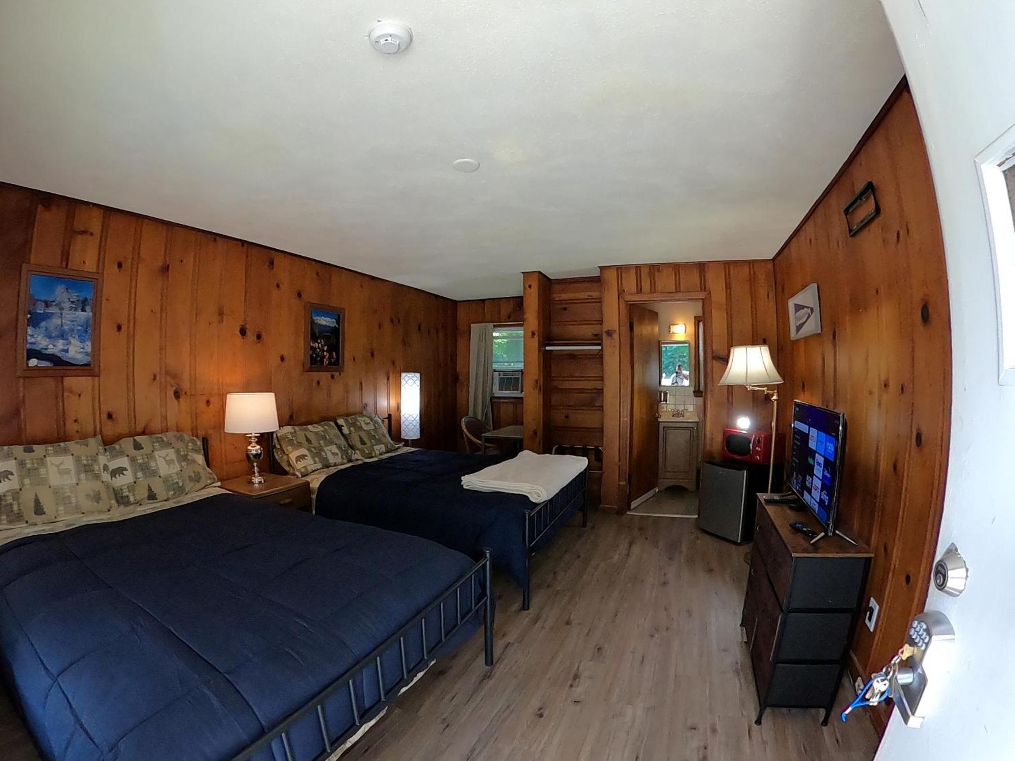 Heart Of The Berkshires Motel 皮茨菲尔德 外观 照片