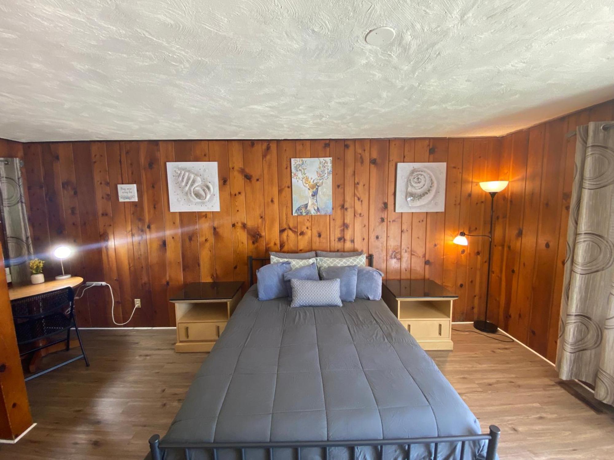 Heart Of The Berkshires Motel 皮茨菲尔德 外观 照片